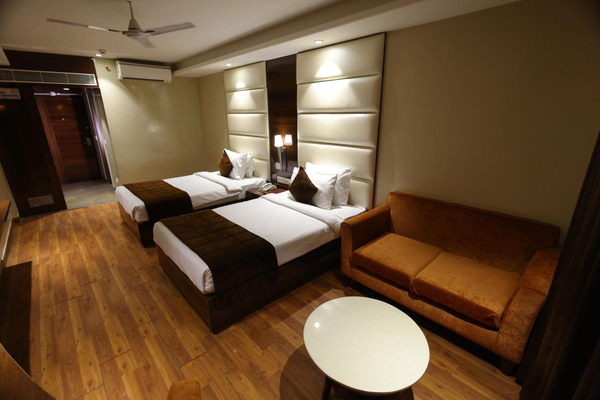 Airport Hotel Ramhan Palace Mahipalpur Nowe Delhi Zewnętrze zdjęcie